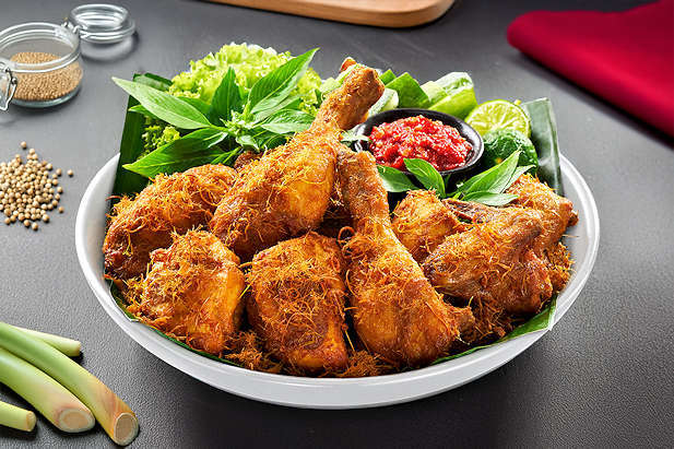Ayam Goreng Pempek Candy